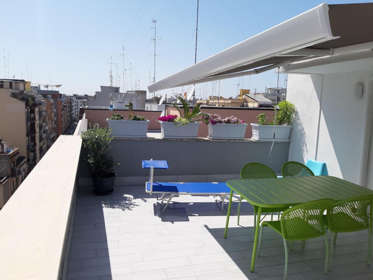 Attico Con Terrazza A Bari Apartamento Exterior foto