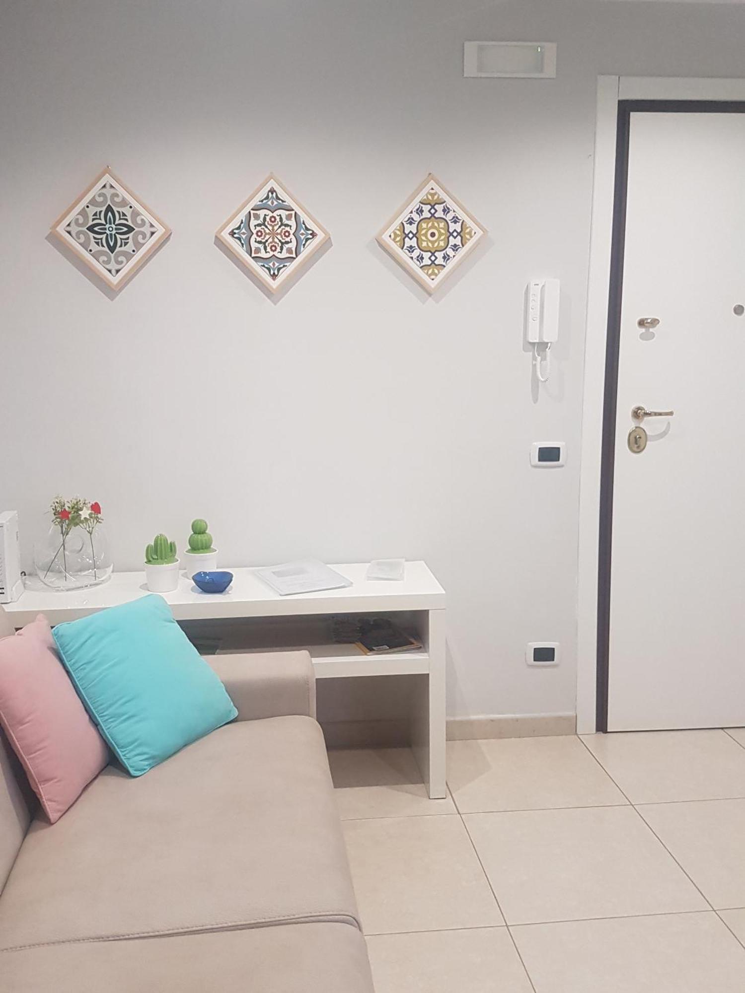 Attico Con Terrazza A Bari Apartamento Exterior foto