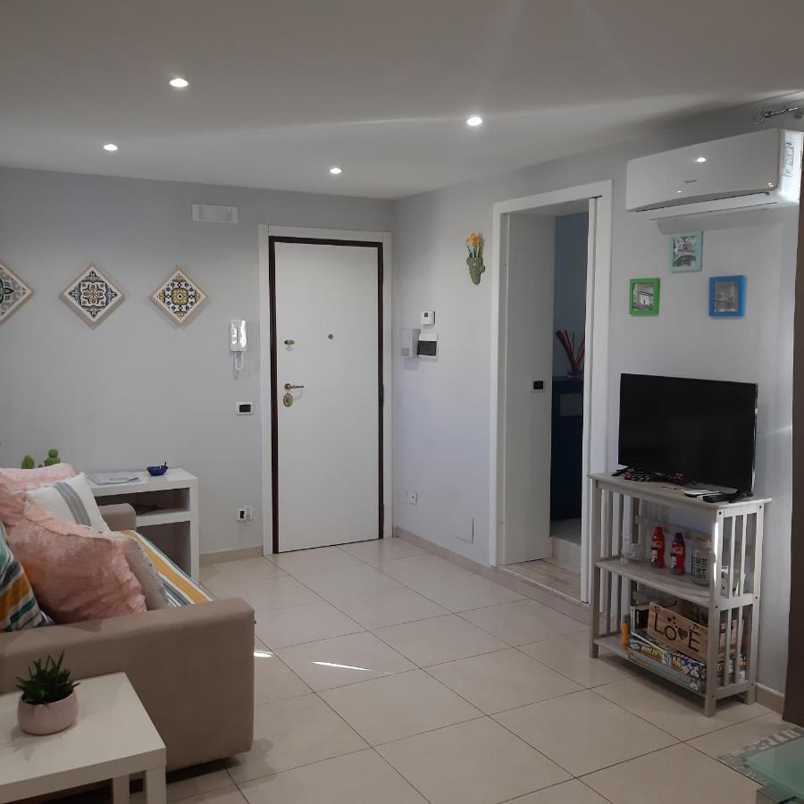 Attico Con Terrazza A Bari Apartamento Exterior foto